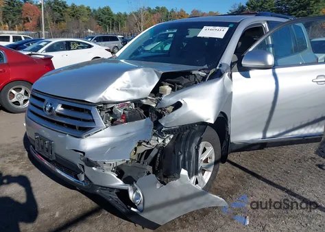 2012 Toyota Highlander Base V6 z USA, uszkodzony, nr VIN 5TDBK3EH6CS107168